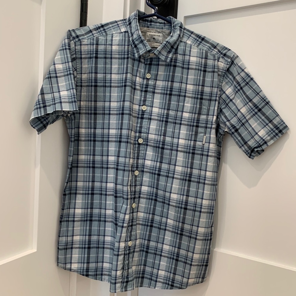 Quiksilver Boys short sleeve shirt